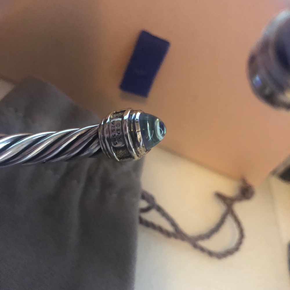 David Yurman Renaissance Bracelet 8.5 mm-blue topaz, gold trim - Picture 6 of 7